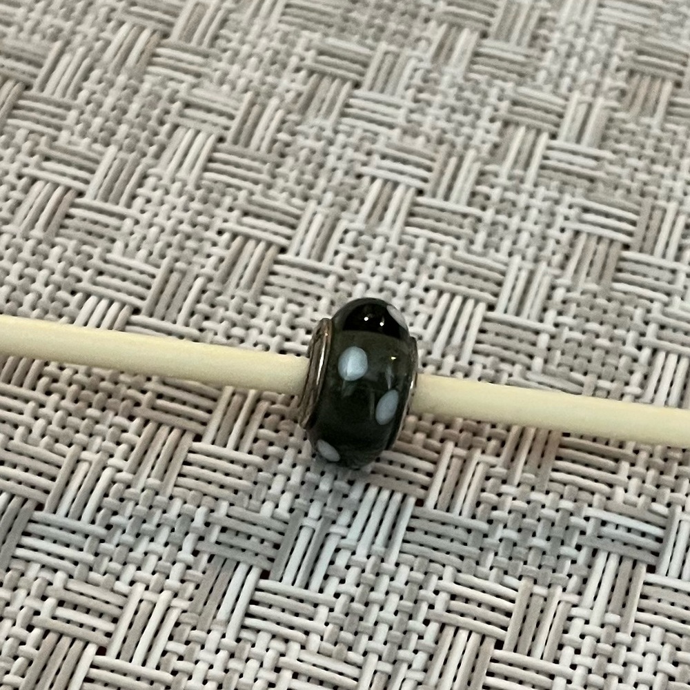 Pandora murano glass charm